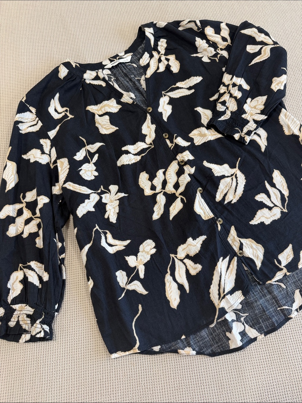Sonoma Black Button-Front Floral Blouse - Cream Print